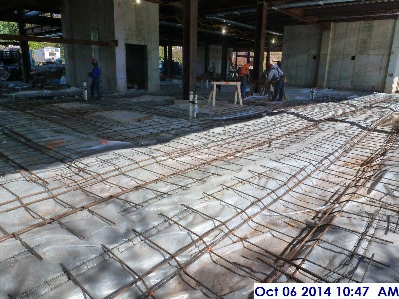 Building rebar mats for the slab on grade Facing North-East (800x600)